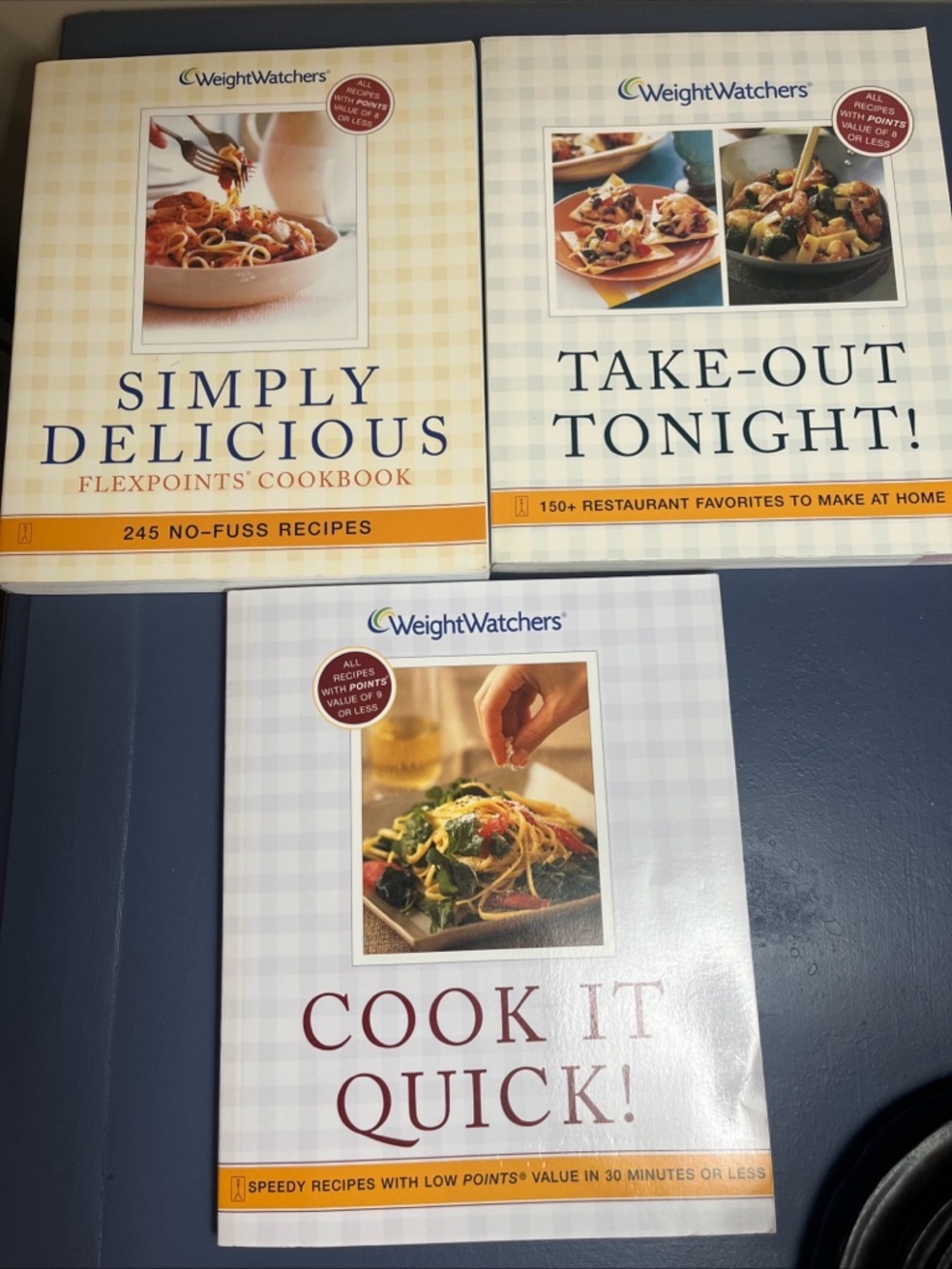 3 Weight Watchers softcover cookbooks W/quick and healthy recipe collections